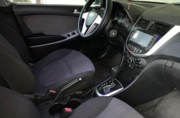 Selling Hyundai Accent 2012 in Parañaque