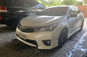 Selling Used Toyota Altis 2014 in Dagupan