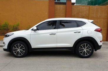 Sell White 2016 Hyundai Tucson Automatic Diesel at 28000 km 