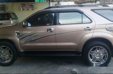 Selling Beige Toyota Fortuner 2010 at 85000 km 