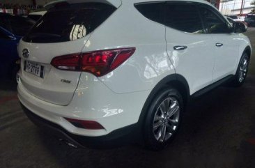 Sell White 2016 Hyundai Santa Fe in Quezon City 