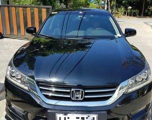 Selling Black Honda Accord 2013 at 70000 km in Muntinlupa