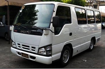 Selling White Isuzu I-van 2016 Van in Cainta