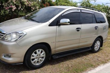 Toyota Innova 2010 Manual Diesel for sale in Noveleta