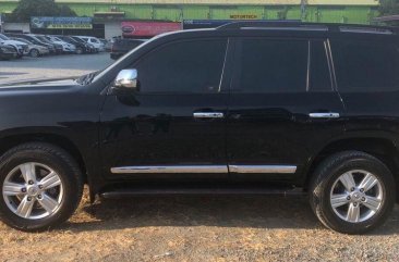 Sell Used 2015 Toyota Land Cruiser Automatic Diesel in Pasig