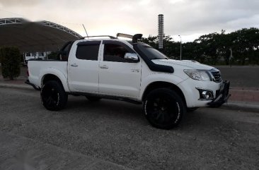 Toyota Hilux 2014 Automatic Diesel for sale in Samal