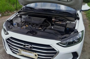 Selling Hyundai Elantra 2018 in Quezon City