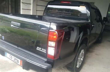 2nd Hand Isuzu D-Max 2016 for sale in Luna