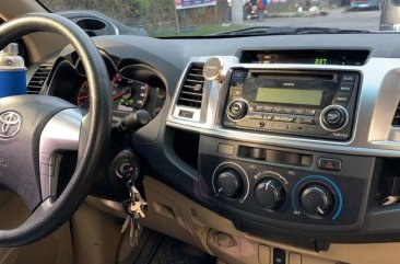 2014 Toyota Hilux for sale in Cainta