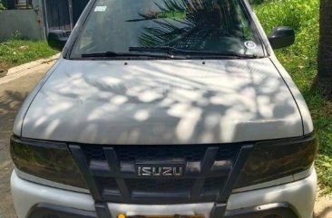 Selling Isuzu Crosswind 2013 Manual Diesel in Quezon City