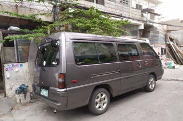 Selling Hyundai Grace 2002 Van Manual Diesel in Taguig