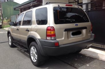 Selling 2nd Hand Ford Escape 2003 at 83868 km in Las Piñas