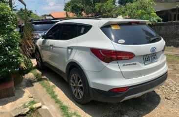 2nd Hand Hyundai Santa Fe 2014 at 77000 km for sale