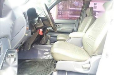 Toyota Hilux 2000 Manual Gasoline for sale in Manila