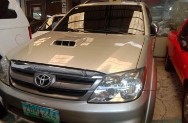 2nd Hand Toyota Fortuner 2005 for sale in Quezon City