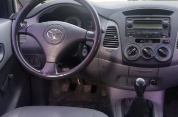 Toyota Innova 2006 Manual Diesel for sale in Mandaue