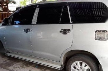 Sell 2nd Hand 2013 Toyota Innova at 68000 km in Quezon City