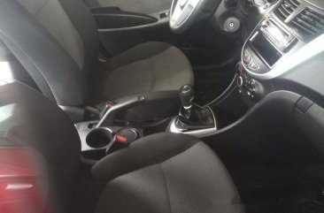 Selling Red Hyundai Accent 2015 in Las Pinas 