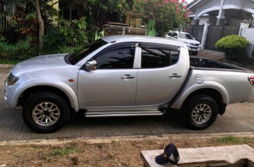 Selling Mitsubishi Strada 2008 Manual Diesel in Silang