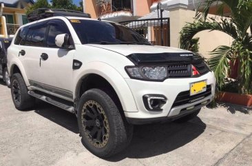 Selling 2nd Hand Mitsubishi Montero Sport 2015 at 91000 in km Las Piñas