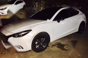 Sell 2nd Hand 2017 Mazda 3 Automatic Gasoline at 10000 km in Quezon City