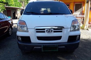 2nd Hand Hyundai Starex 2005 for sale in Quezon City