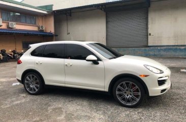 Selling 2nd Hand Porsche Cayenne 2012 in Pasig