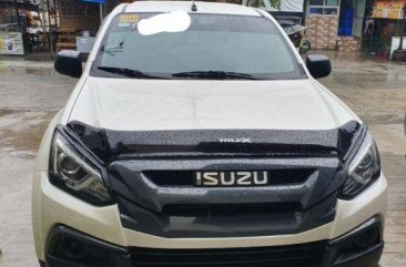 Sell 2nd Hand 2018 Isuzu Mu-X Manual Diesel at 7000 km in Plaridel