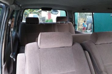 Selling 2nd Hand Toyota Hiace 2002 at 120000 km in Meycauayan