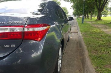 Selling 2nd Hand Toyota Altis 2015 Automatic Gasoline at 63000 km in Pateros