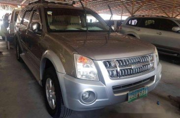 Selling Silver Isuzu Alterra 2008 in Pasig