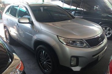 Selling Silver Kia Sorento 2014 at 10000 km in Manila