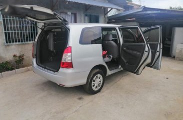 Selling Toyota Innova 2014 Manual Diesel in Paombong