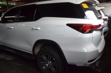 White Toyota Fortuner 2018 Manual Diesel for sale in Manila