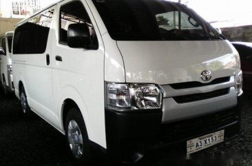 Sell White 2018 Toyota Hiace Manual Diesel at 11500 km