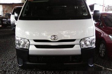 White Toyota Hiace 2017 at 8000 km for sale