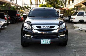 Selling Black Isuzu Mu-X 2016 in Cainta