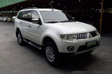 Selling White Mitsubishi Montero Sport 2009 Automatic Diesel in Pasig