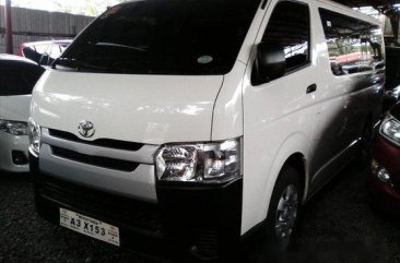 Selling White Toyota Hiace 2018 at 11500 km