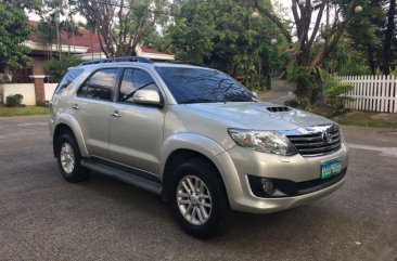 Selling 2nd Hand Toyota Fortuner 2012 in Quezon City