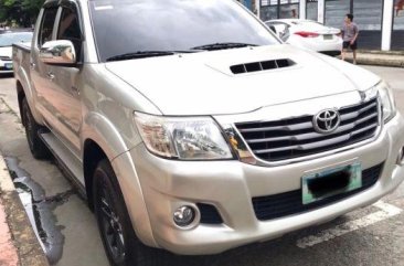 Selling Toyota Hilux 2014 Automatic Diesel in Marikina