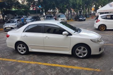 2nd Hand Toyota Altis 2013 at 90000 km for sale