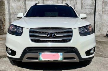 Sell 2nd Hand 2012 Hyundai Santa Fe Automatic Diesel at 60000 km in Caloocan