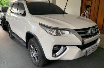 White Toyota Fortuner 2017 SUV at Automatic Diesel for sale in Quezon City