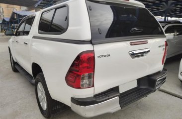 Selling Toyota Hilux 2018 at 18069 km in Parañaque