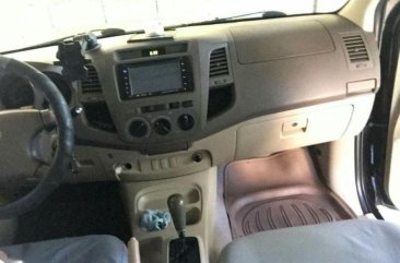 Selling Toyota Hilux 2006 Automatic Gasoline in Calamba