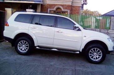 Sell 2nd Hand 2012 Mitsubishi Montero Automatic Diesel at 39000 km in Malolos