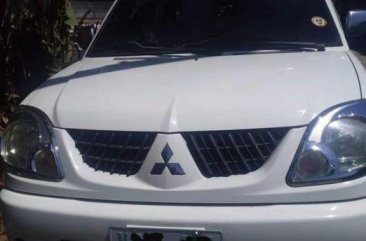 Selling 2nd Hand Mitsubishi Adventure 2005 in Mandaue