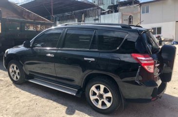 Selling 2nd Hand Toyota Rav4 in Quezon City