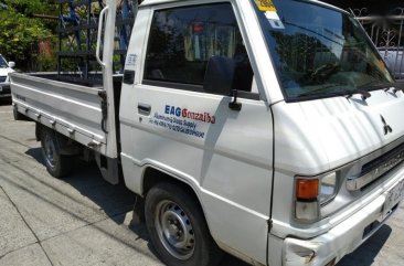 Selling Mitsubishi L300 2016 Truck Manual Diesel in Quezon City